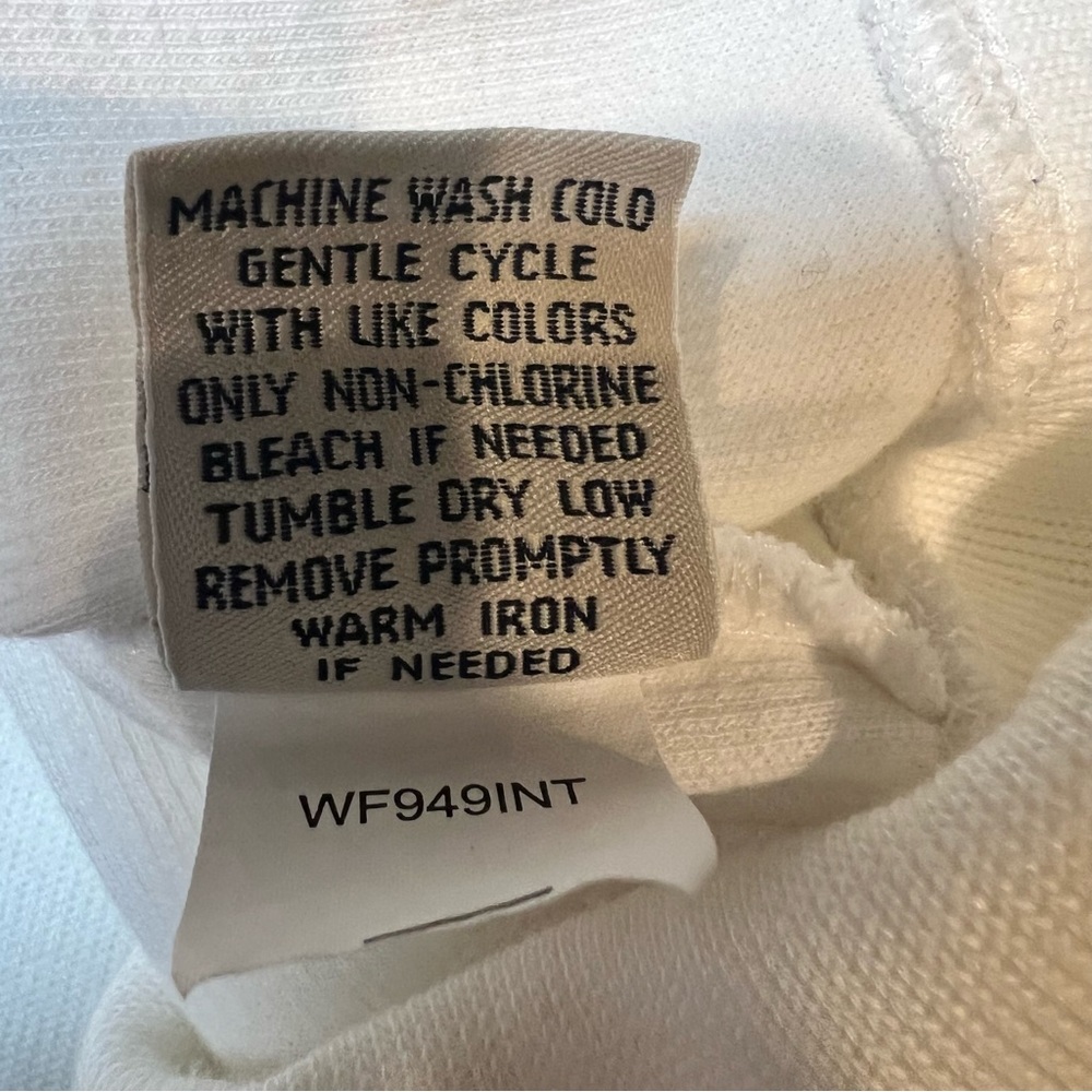 Women's Facconable White Zip Jacket - image 4